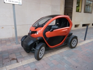 It's a Twizy and it's electric!